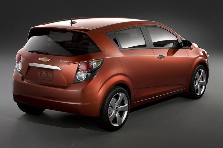  Chevrolet Sonic 2012 года  (фото 66 из 66)